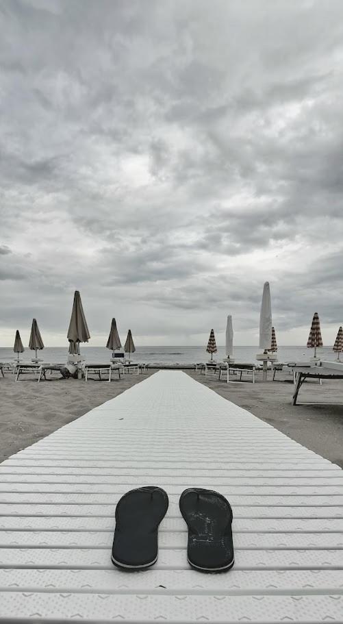 Hotel Caravel มาร็อตตา ภายนอก รูปภาพ