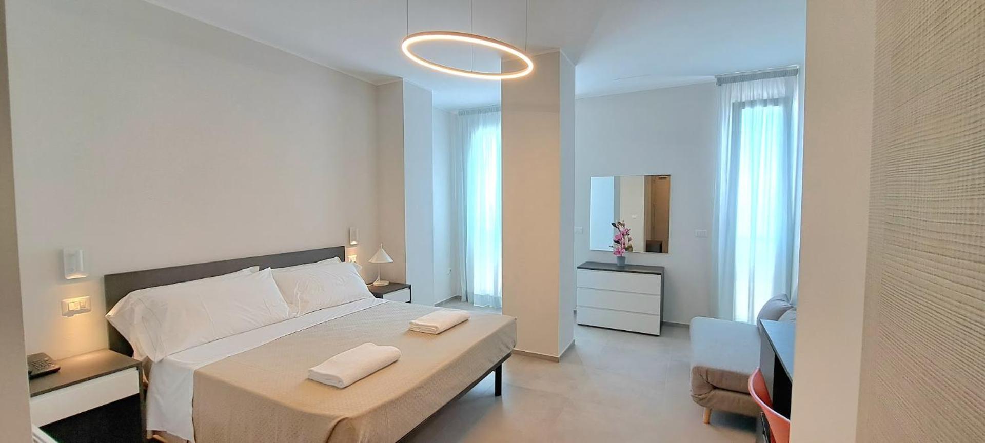 Hotel Caravel มาร็อตตา ภายนอก รูปภาพ