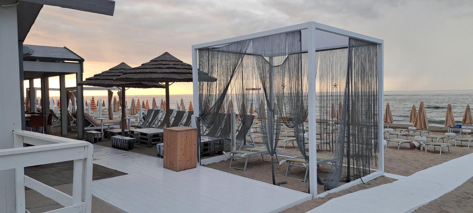 Hotel Caravel มาร็อตตา ภายนอก รูปภาพ